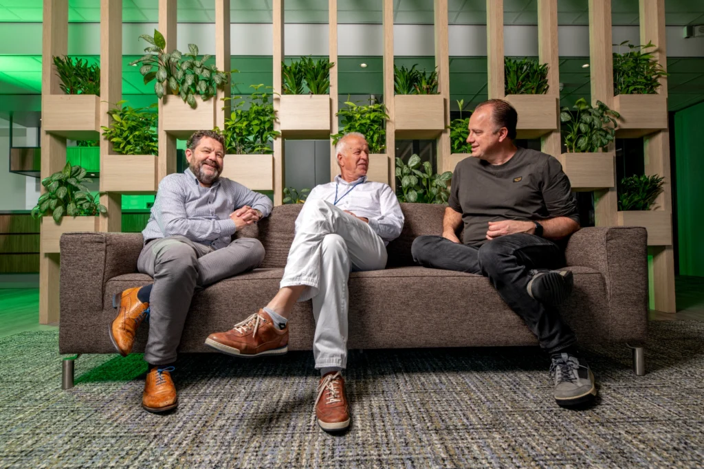 Netqloud.comT2024211 NETQLOUD V1